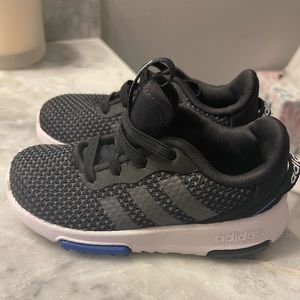 ADIDAS toddler size 7 sneakers